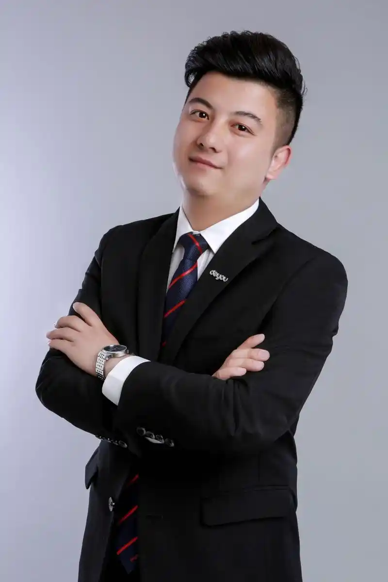 经纪人秀|杭州德佑地产殷乐松 通过房天下成交大华西溪风情收佣104500