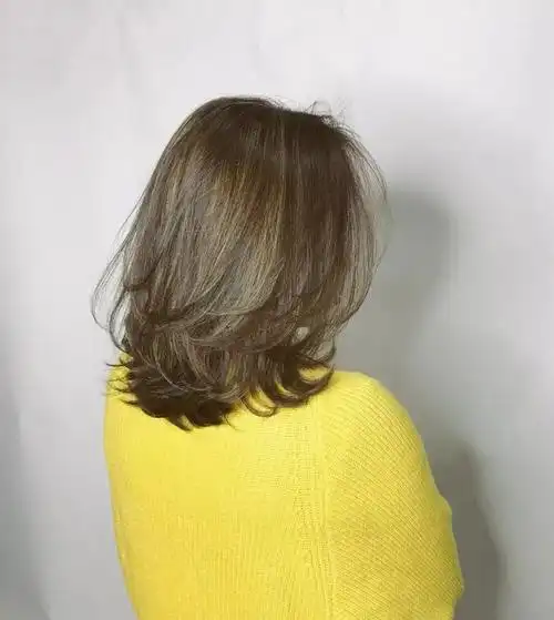 最洋气的锁骨发烫发造型