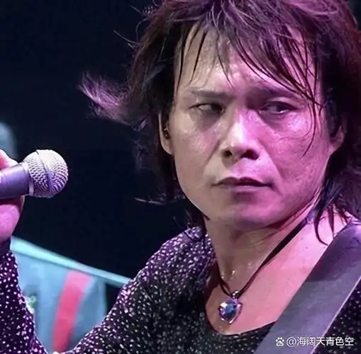 这一次,歌坛"赚钱最容易"的伍佰,再次让世界刮目相看