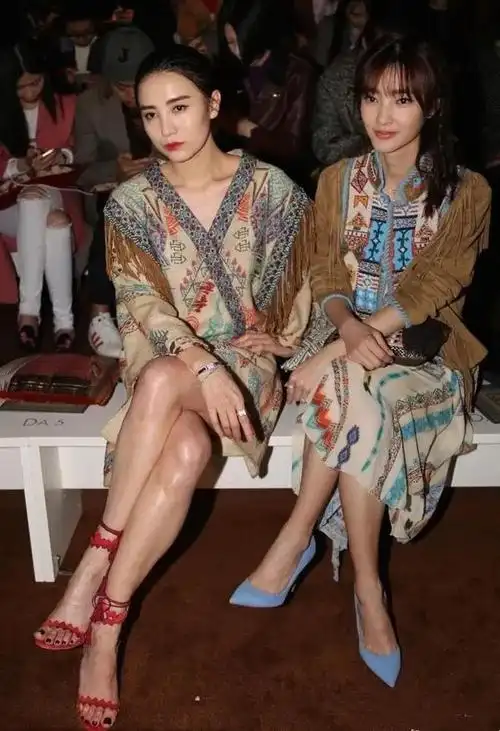 王丽坤同框宋佳!