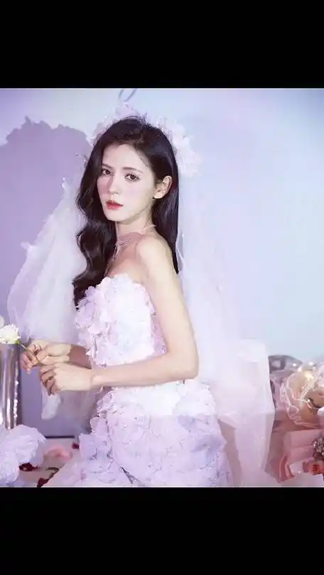 张予曦花朵纱裙造型生日大片##张予曦0129生日快乐