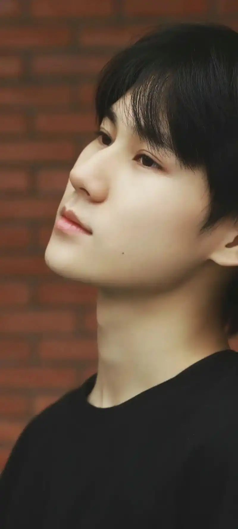 张真源钓系之神.#张真源钓系之神 喉结,睫毛,痣,手,九敏谁 - 抖音