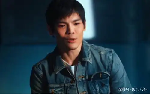 向佐大赞郭碧婷细心,自曝婚房很壕,家中8位员工7人给向太干活