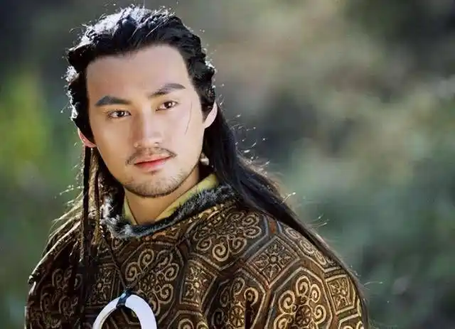 细数何润东多年角色,明明是帅哥演主角总能被超越,现成古装丑男