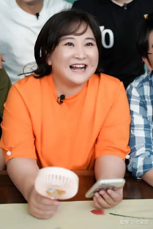 贾玲影视综艺持续发力王牌对王牌百变大咖秀你好李焕英接连来袭