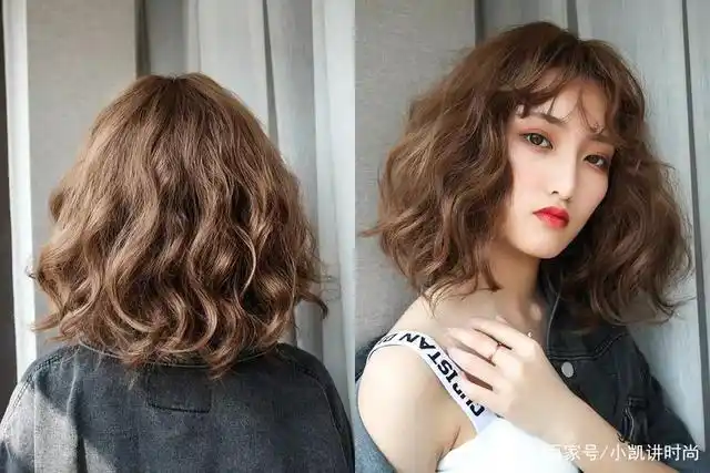 蓬松的发型显得头大脸也大