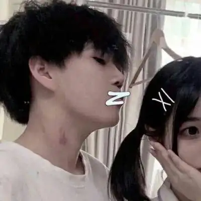 男女分开的情侣头像一人一个真人真人情侣头像一男一女分开图片