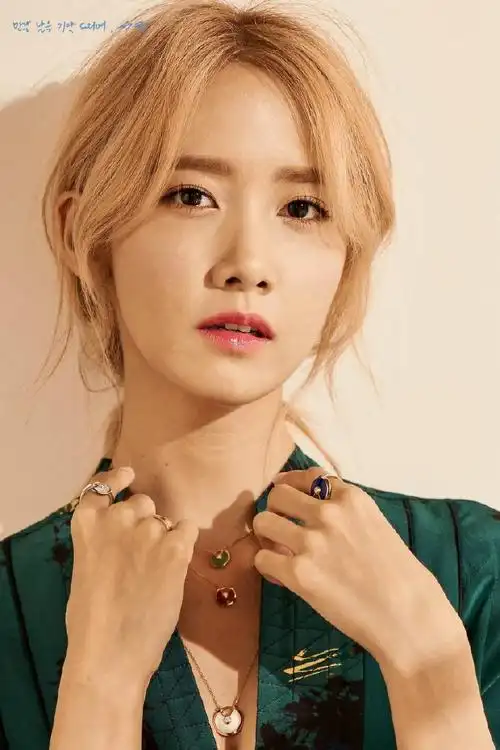 考古金发林允儿清纯蛊系易碎感