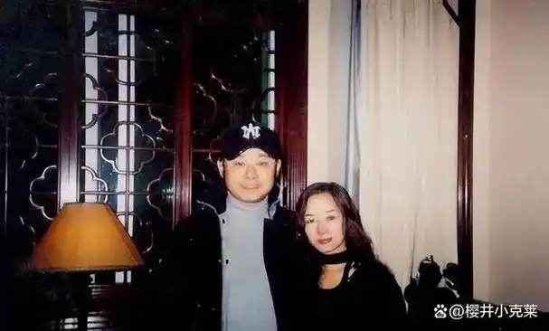 杨娜产后40天与富商私奔,刀郎成名后她想回头,刀郎只说了5个字