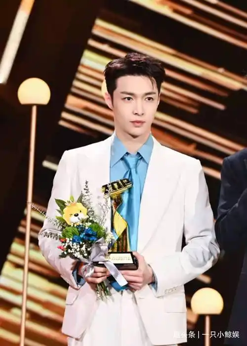 张艺兴被富二代追求?