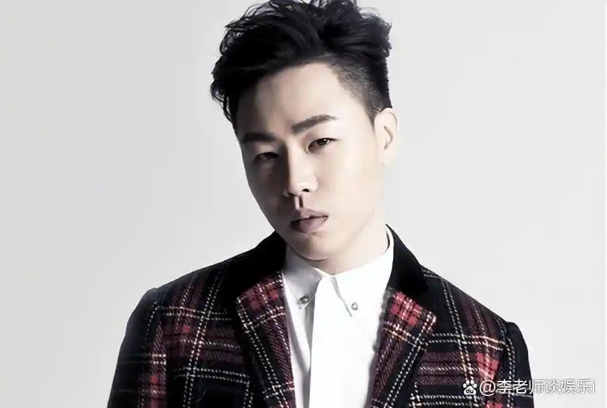 当红歌星胡彦斌:爸爸英年早逝,我还妈妈亲情和阳光