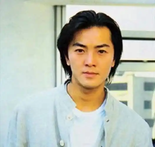 爱过邵美琪,"劈腿"过梁咏琪,郑伊健14年爱情为何被称作渣男?