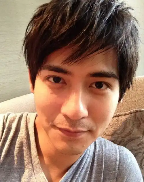 周渝民夫妇遭诈骗775万女方闺蜜谎称税务问题借保险轻松敛财