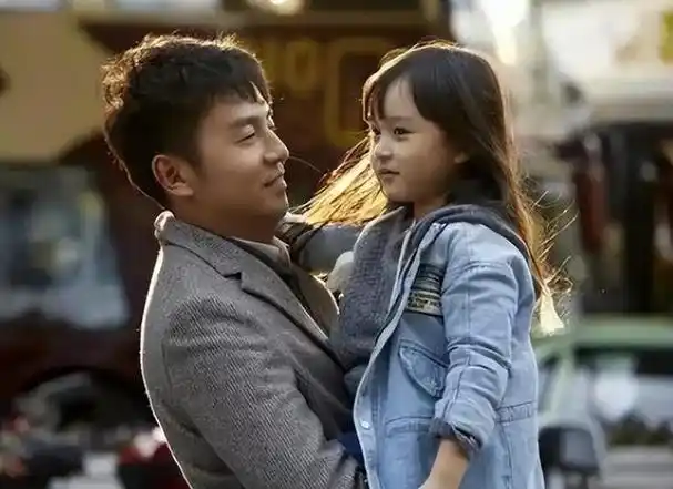 两岁出道收入百万,因太漂亮被禁止整容,现今的刘楚恬咋样了?