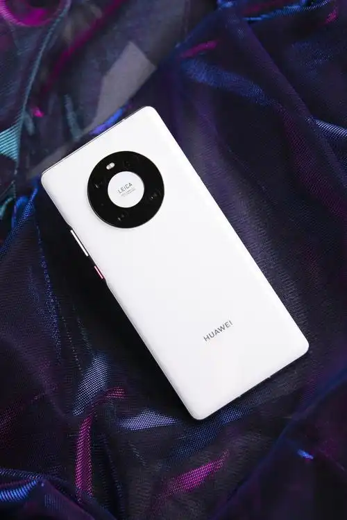 华为mate40pro正式发布是你喜欢的款式吗