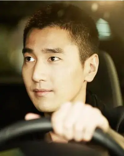 赵又廷个性短发盘点 魅力无法挡