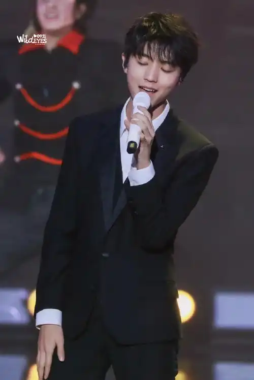 晚安,小凯  @tfboys-王俊凯  cr. logo