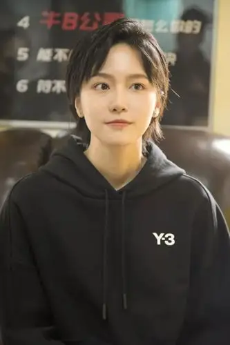 为什么很多人喜欢《爱情公寓5》中的诸葛大力,咖喱酱她不香吗?