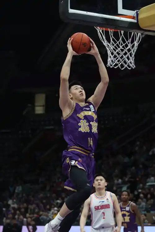 还是从前那个北控少年王少杰赛季主场首秀献两双