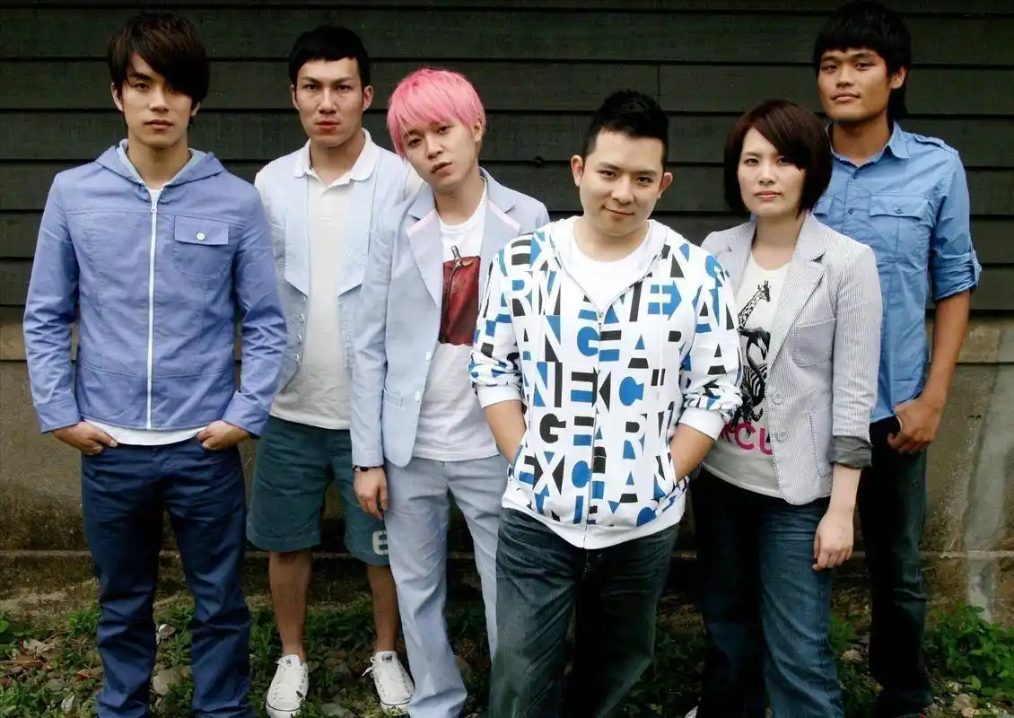 苏打绿成员内讧要解散?吴青峰,刘家凯相互取关,当事人下场辟谣