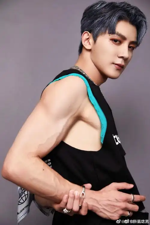 r1se-夏之光 man炸了!