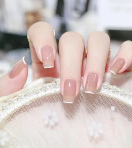 这几款美甲,显得双手白皙又细长_东方新闻网