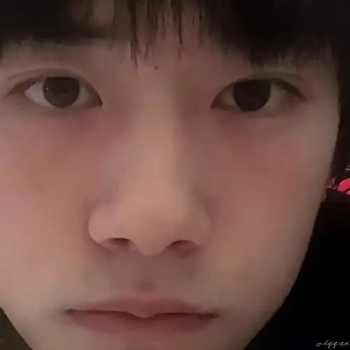 怎么会有人素颜这么好看,好干净啊#易烊千玺  #素颜  #帅哥