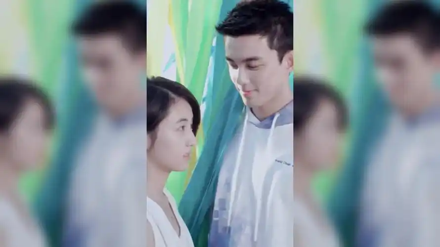 张艺兴张子枫一起摘红苋菜 张艺兴择菜上头觉得超解压