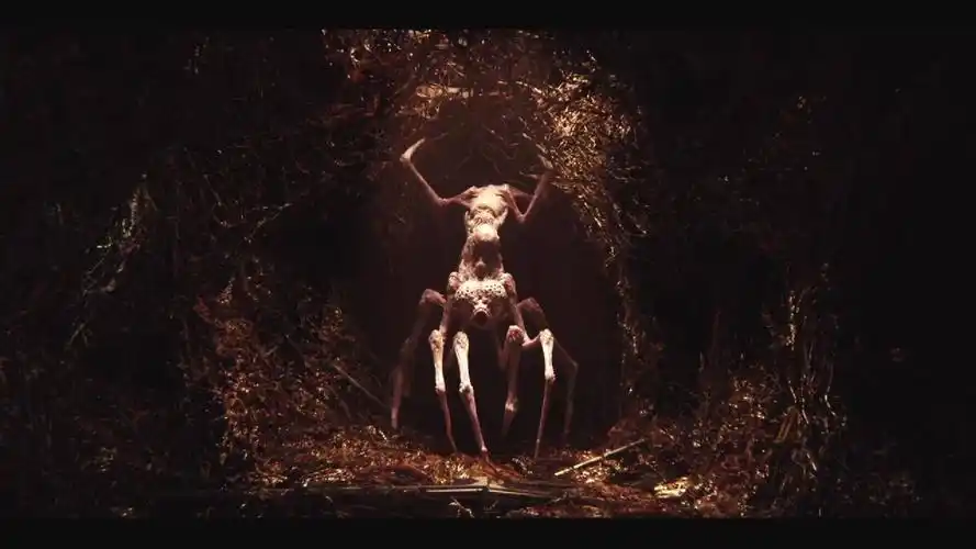 一部任何科幻迷都应该观看的迷你史诗《天鹰座裂缝之外》__财经头条