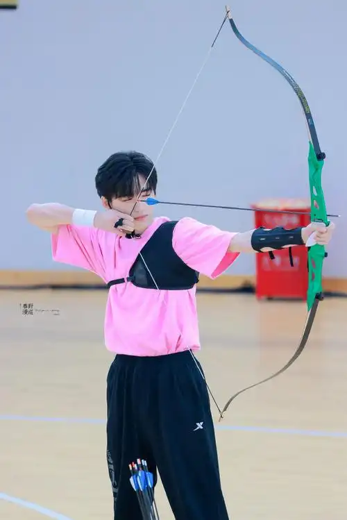 宋亚轩夏日运动会饭拍