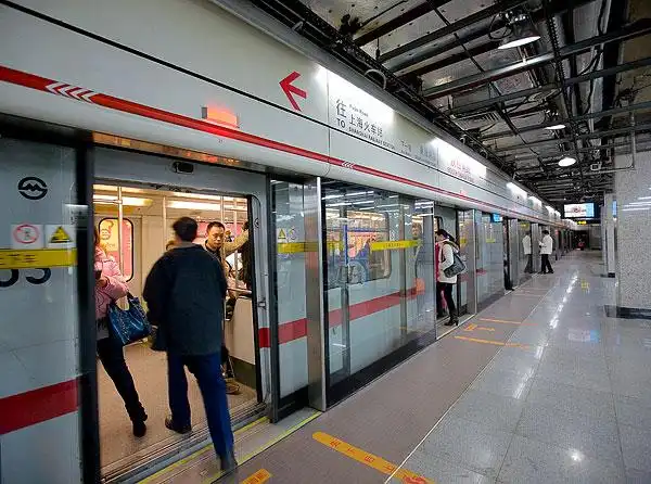 上海地铁图片_上海地铁图片大全_全景图片
