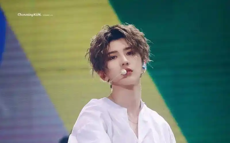 【蔡徐坤】抖音变装takemehand苏喂苏喂 快速变装集合