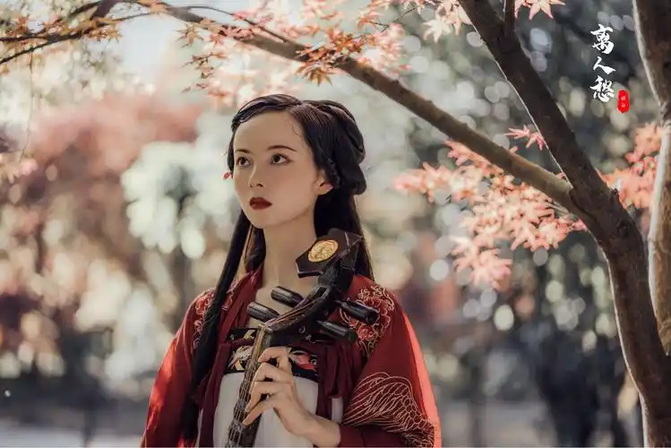 00离人愁03_人像_poco摄影,古风,汉服,枫叶,儒裙,大袖