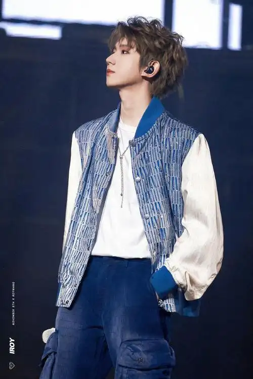 王源即将飞往美国迎接新的旅程