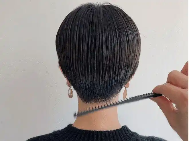 女士短发别乱剪,我推荐这4种,剪完让你大不一样|发型|刘海|碎发|露耳