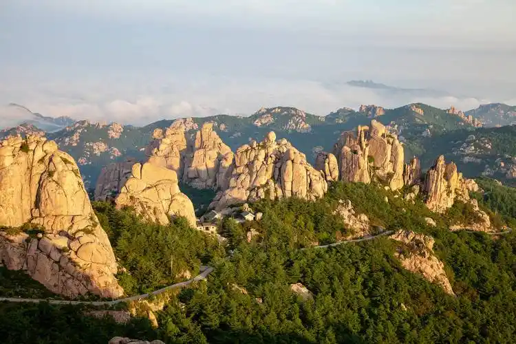 国内这20座名山大川不可错过!_地址_云海_美景