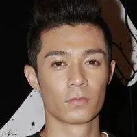 周柏豪头像高清图片_微信头像图片大全