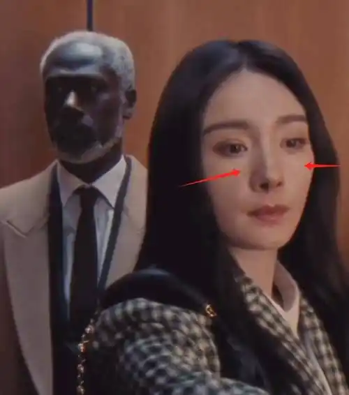 原创全是虐点杨幂奢牌广告遭差评失去滤镜状态尴尬演技也被嘲