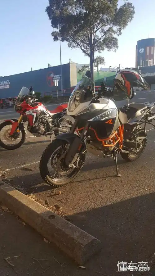 ktm1190二手多少元二手百元机