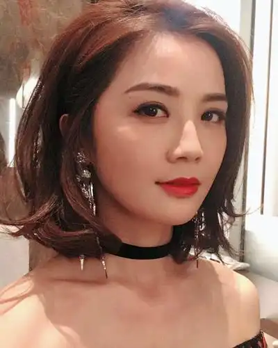 阿sa短发造型,被夸太青春,而杨颖的却被夸太酷