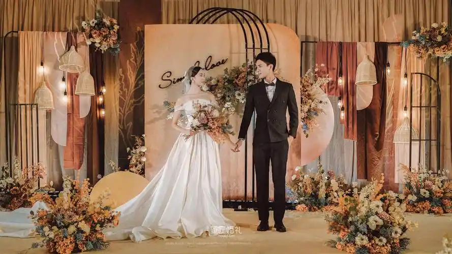 极简风主题婚礼布置-极简风主题婚礼有哪些【蜜匠婚礼】
