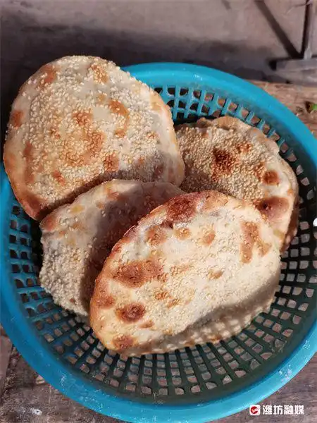 舌尖上的潍道让人赞不绝口的潍坊烧饼02