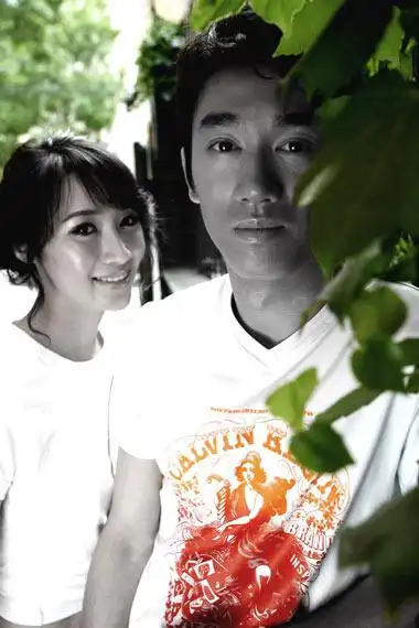 图文偶像球星商毅vs古装花旦赵子惠邻家兄妹