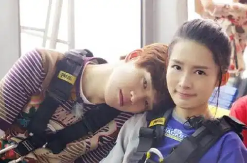 李沁和魏大勋综艺节目