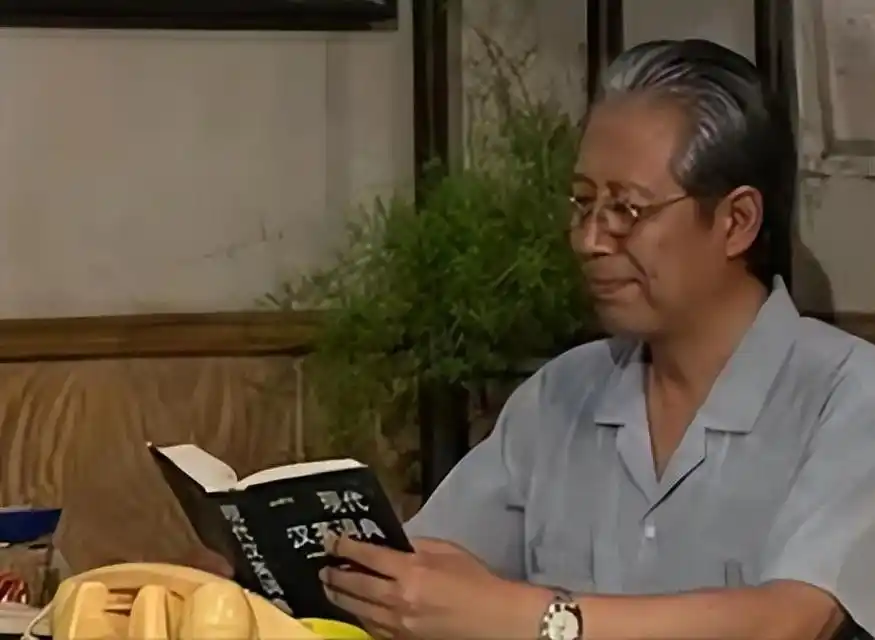 回顾老戏骨文兴宇52岁走红66岁因肺癌离世遗孀的选择令人泪目