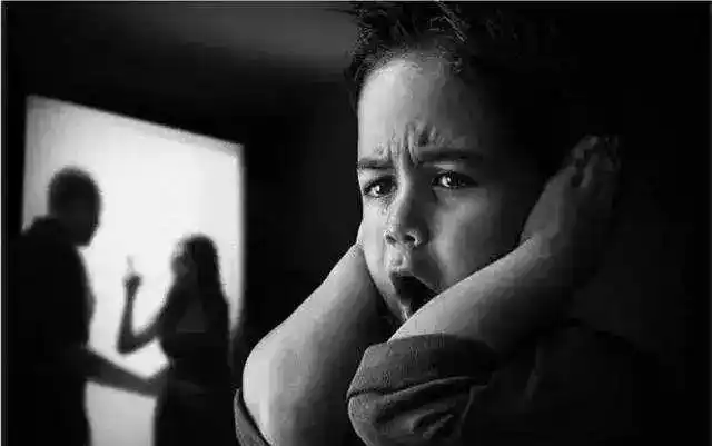 原创章子怡张馨予谴责虐童行为打击式教育到底打掉了孩子的什么