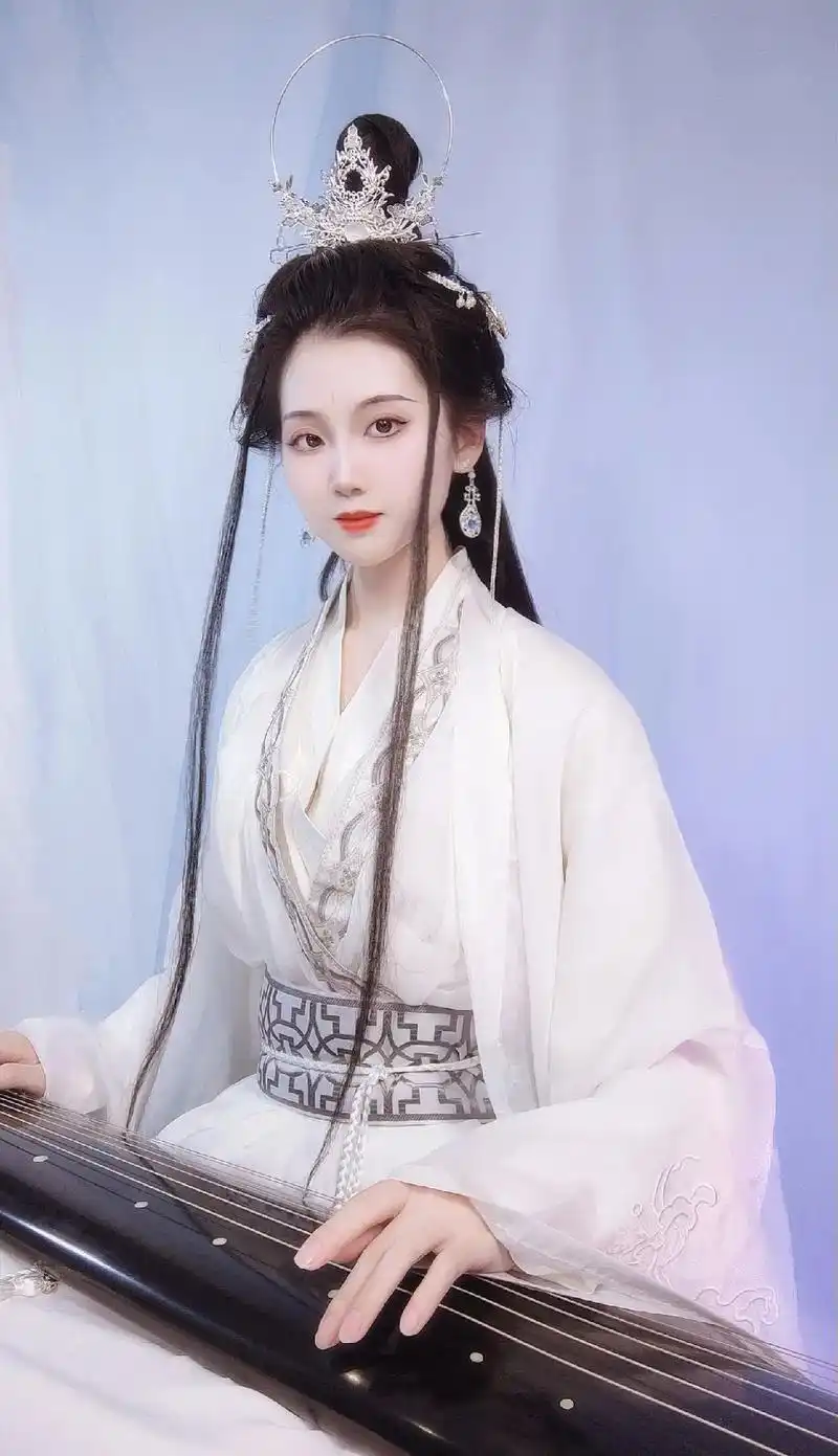 白衣素衫,亦为女仙之流 #仙君#古风#原创国风计划@抖音小助 - 抖音