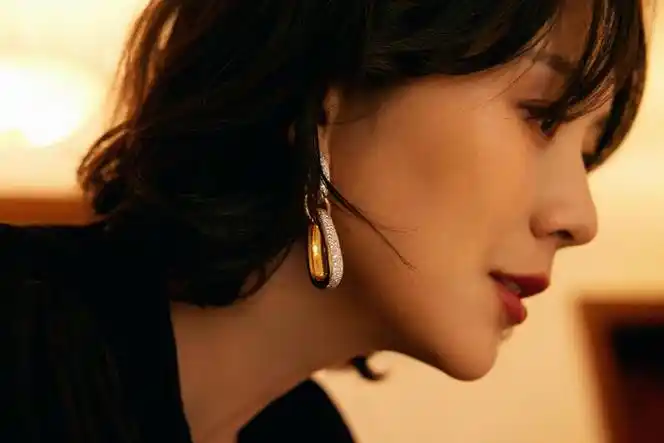 海清今日voguefilm活动造型