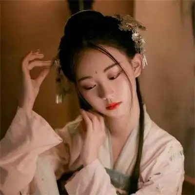 由美头网整理发布,女生头像频道提供更多与古风美女,真人头像,唯美