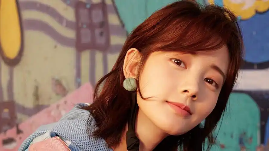 内地明星 李一桐 明星风尚壁纸【2】内地明星壁纸图片_桌面壁纸图片